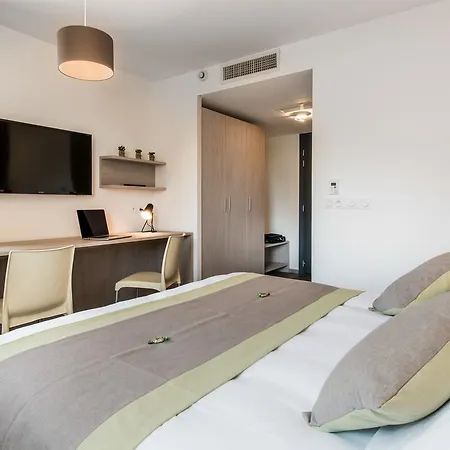 Hotel Du Grand Parc Gex