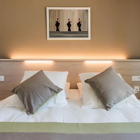 Du Grand Parc Hotel Gex