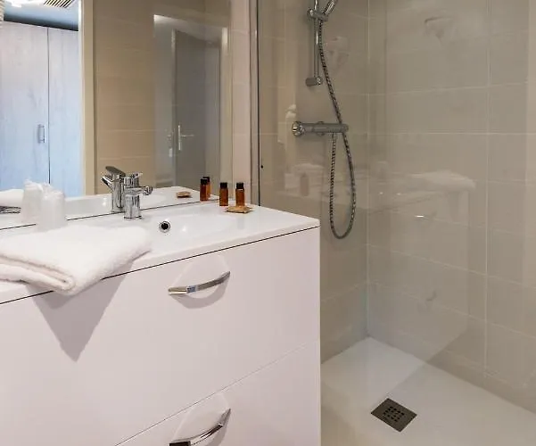 Отель Du Grand Parc 3*