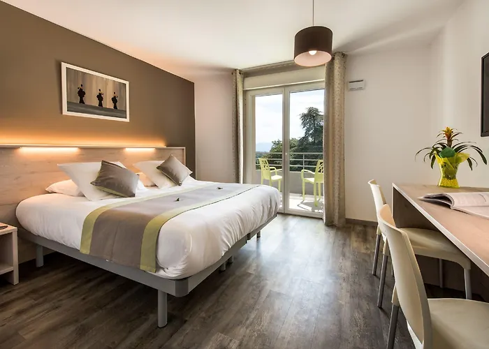 Отель Du Grand Parc 3*