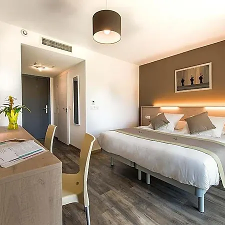 Du Grand Parc 3* Gex