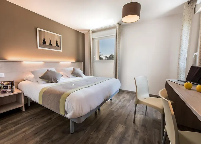 Hotel Du Grand Parc 3*